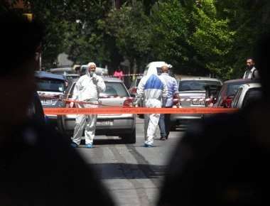 Ασυνείδητοι έβαλαν βόμβα σε κάδο έξω από εκκλησία στο Αγρίνιο!